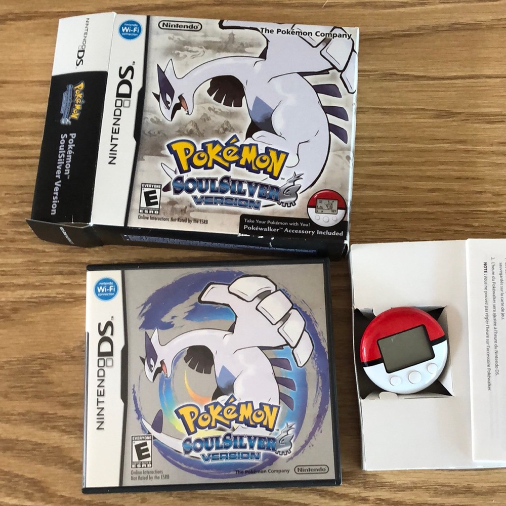 *Case only no game* Nintendo DS Pokémon SoulSilver Version with Pokéwalker